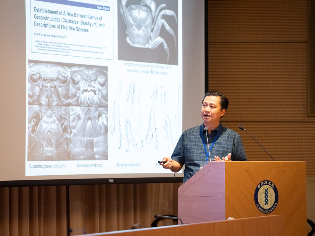 Dr Jose Christopher Mendoza talks about freshwater crabs during the conference. Photo credit: TCS 2024